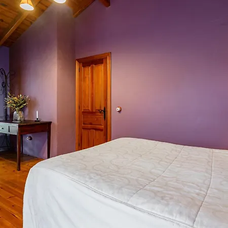 カントリーハウス La Pumarada *